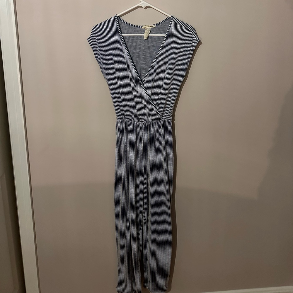 Blue and white striped v-neck jumpsuit size xs